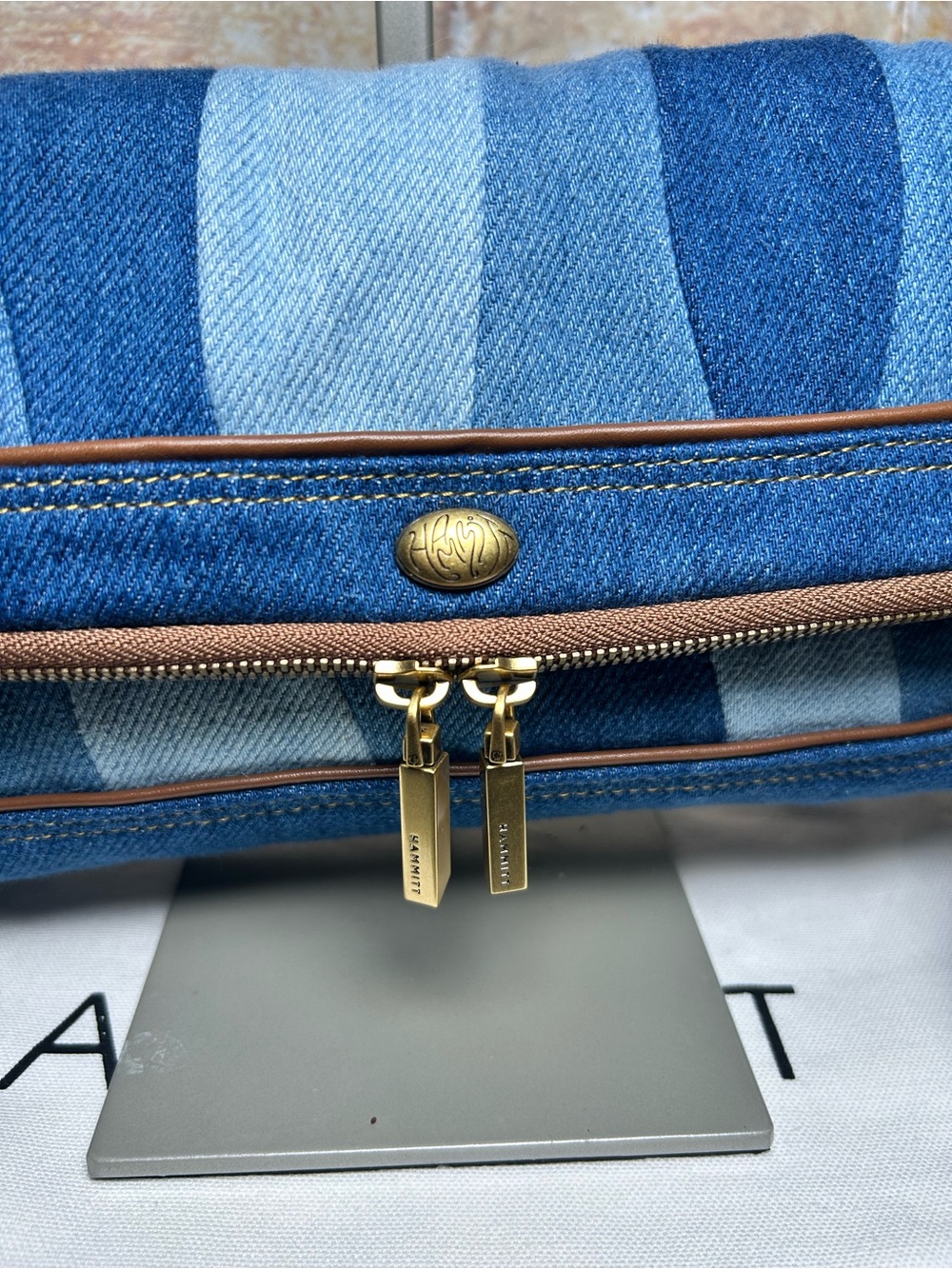 Hammitt Beverly Medium Denim Striped Shoulder Crossbody Bag NWT - Picture 3 of 12